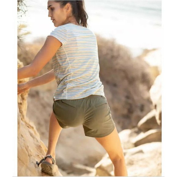 SOLD** Title Nine Women's Size 12 CLAMBER Hiking Climbing Shorts 5" Maroon - Picture 5 of 12